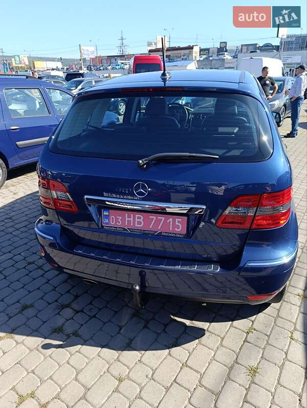 Mercedes-Benz B-Class 2010
