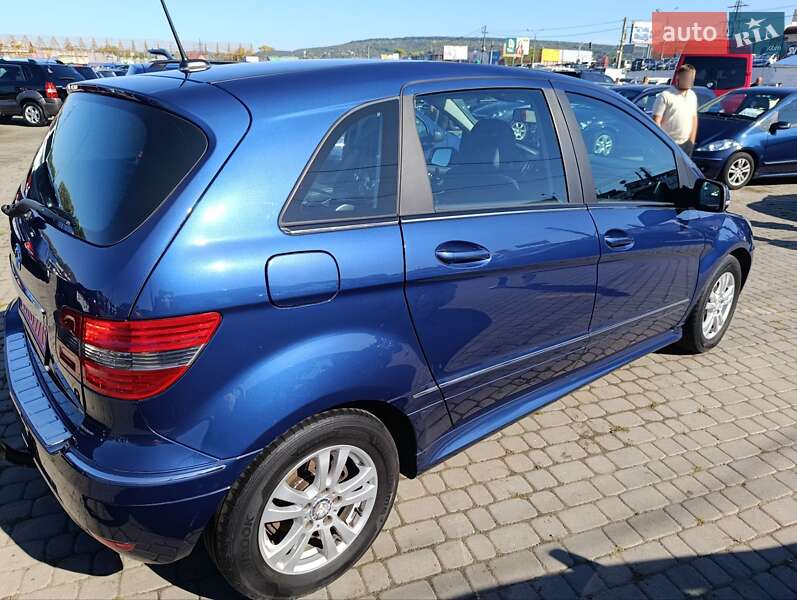 Mercedes-Benz B-Class 2010