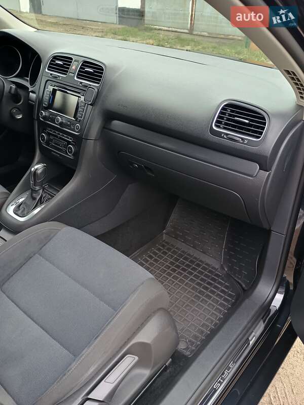 Volkswagen Golf 2011