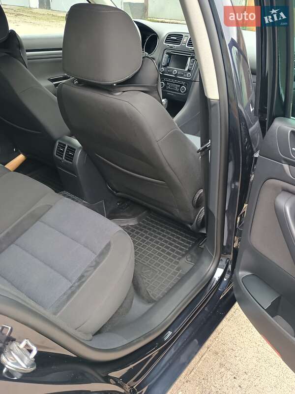 Volkswagen Golf 2011