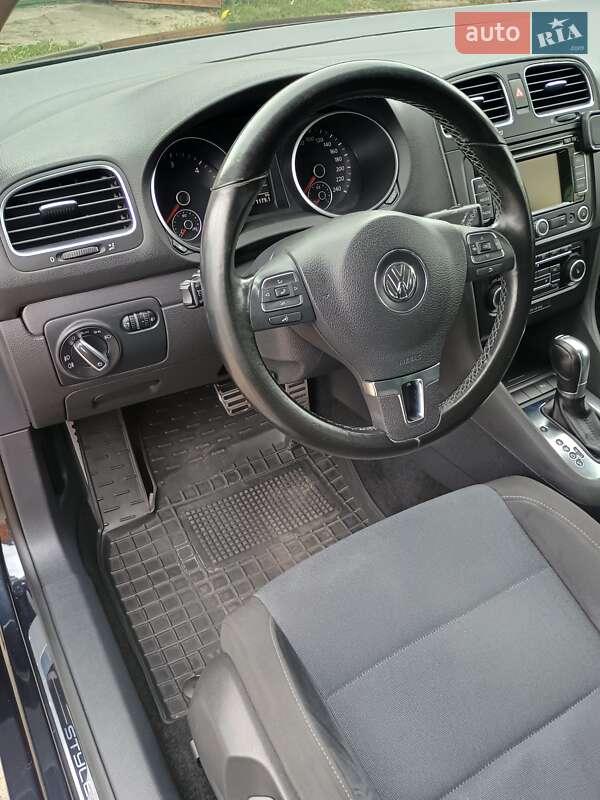 Volkswagen Golf 2011