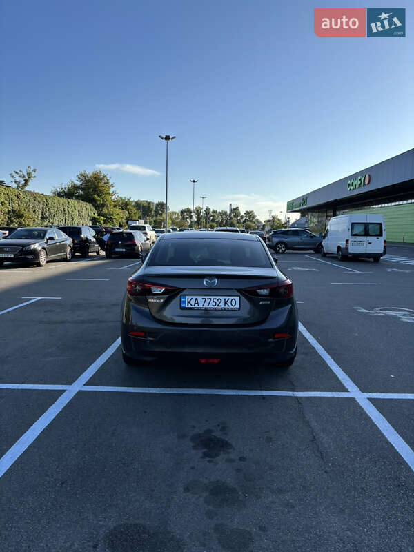 Mazda-2
