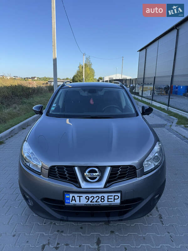 Nissan-3