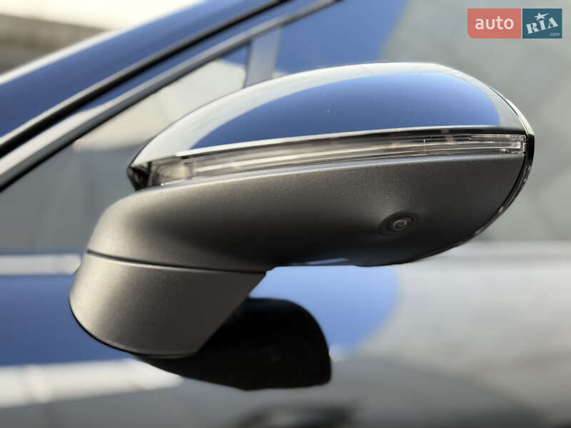 Porsche Cayenne 2021