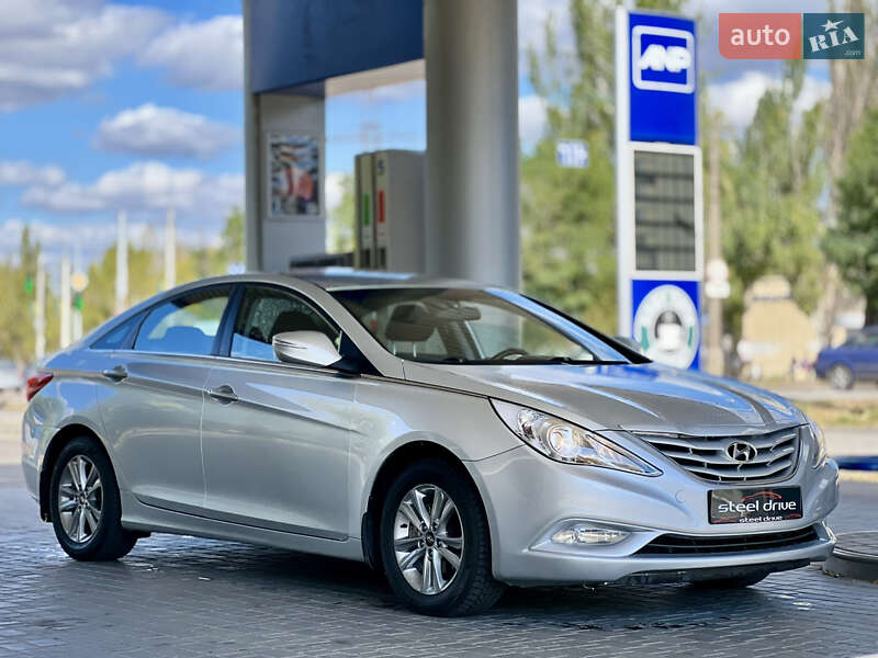 Hyundai-2