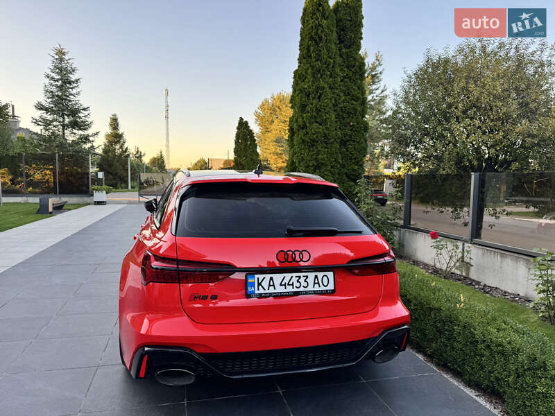 Audi RS6 2024