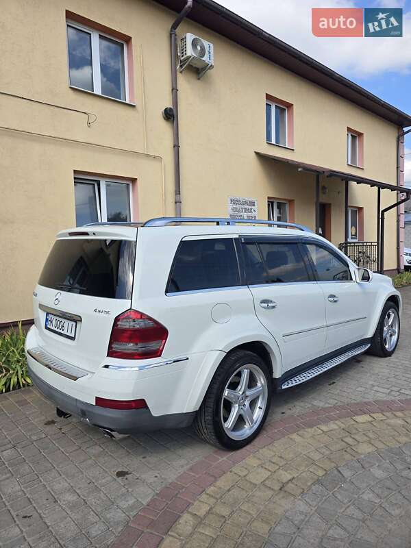 Mercedes-Benz GL-Class 2009