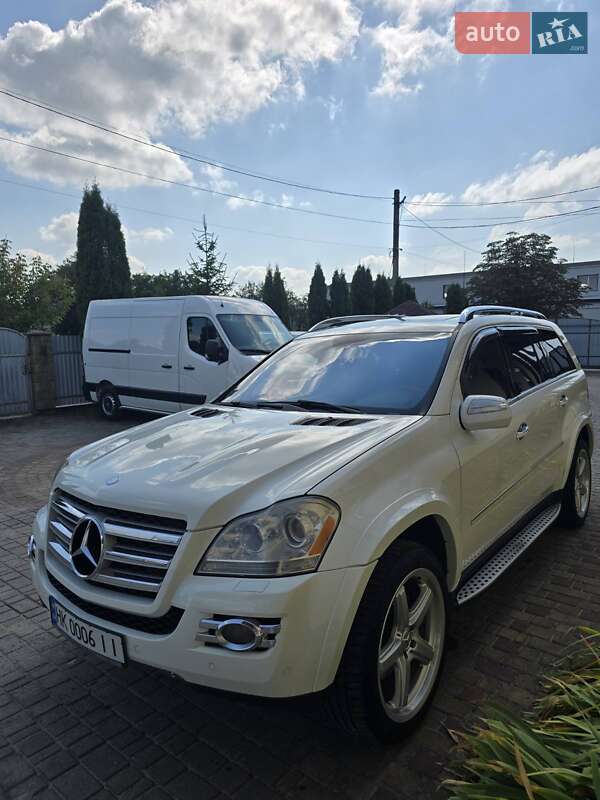 Mercedes-Benz GL-Class 2009