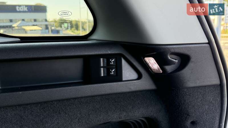 Land Rover Discovery Sport 2017