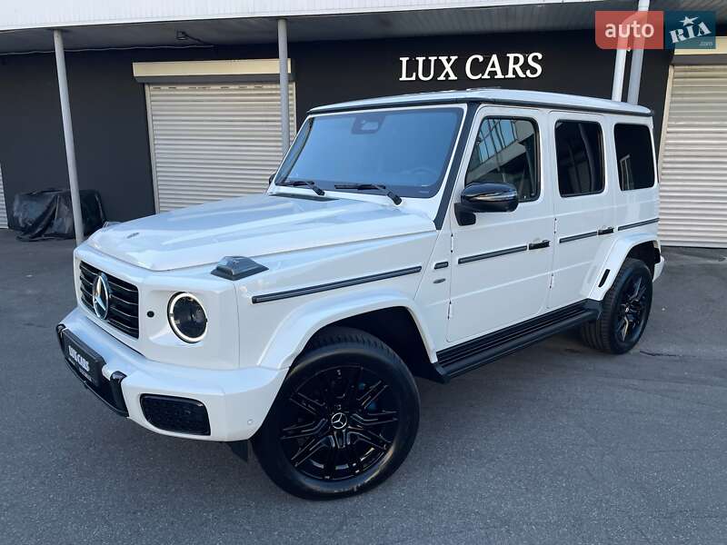 Mercedes-Benz G-Class 2024