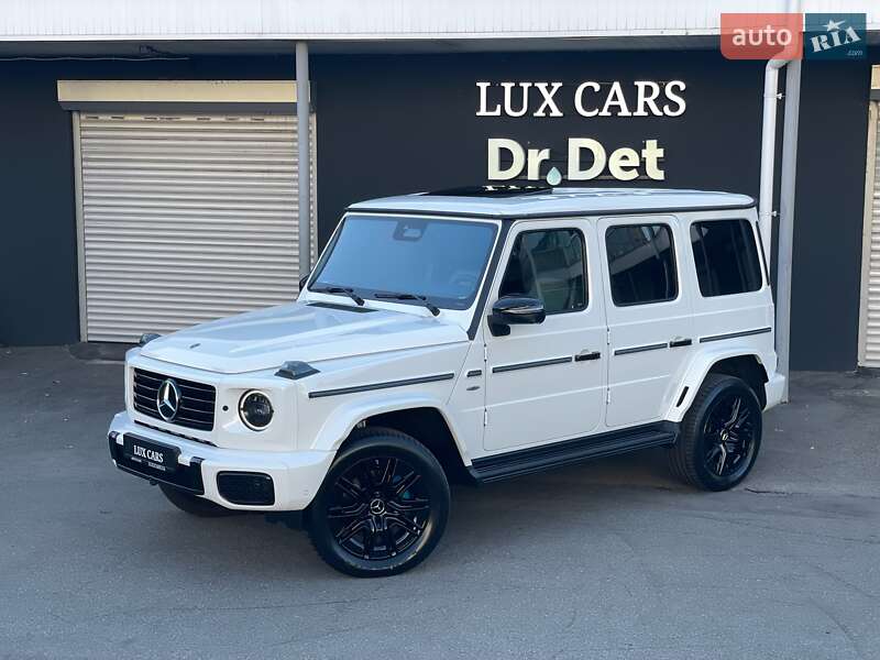 Mercedes-Benz G-Class 2024