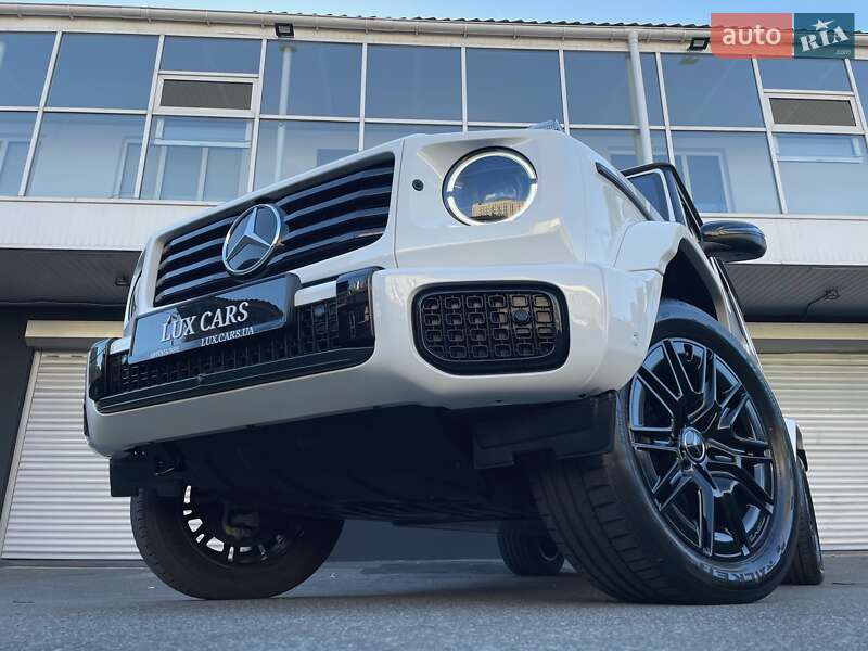 Mercedes-Benz G-Class 2024