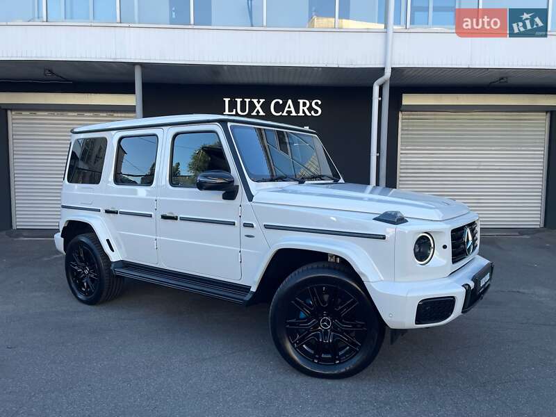 Mercedes-Benz G-Class 2024