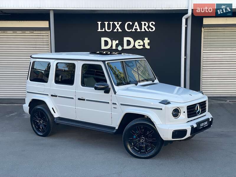 Mercedes-Benz G-Class 2024