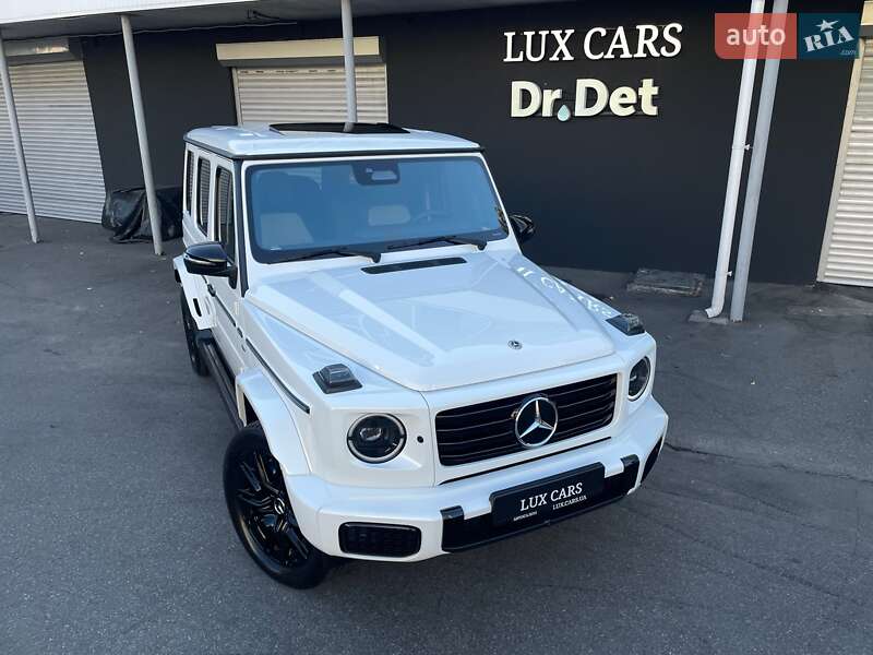 Mercedes-Benz G-Class 2024