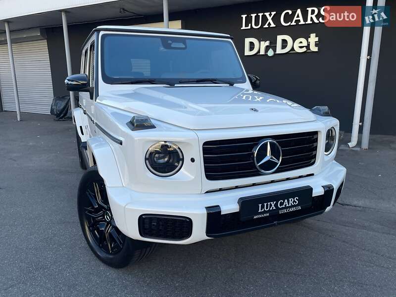 Mercedes-Benz G-Class 2024