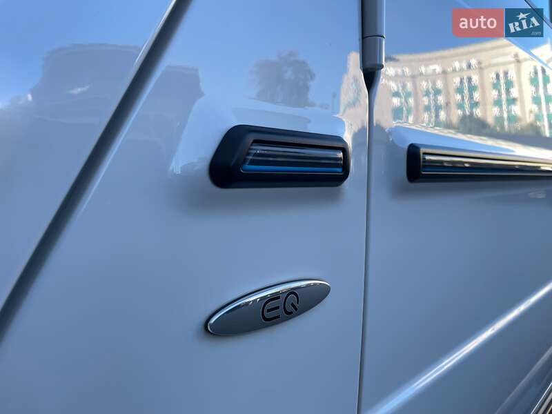 Mercedes-Benz G-Class 2024