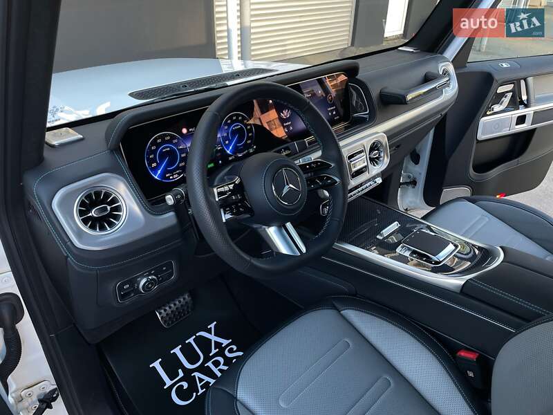 Mercedes-Benz G-Class 2024