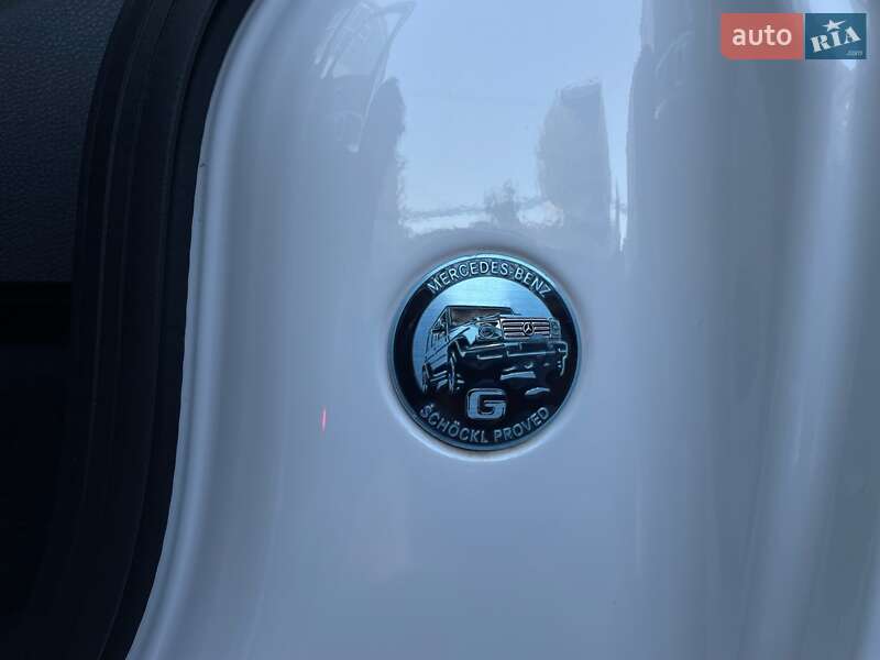 Mercedes-Benz G-Class 2024