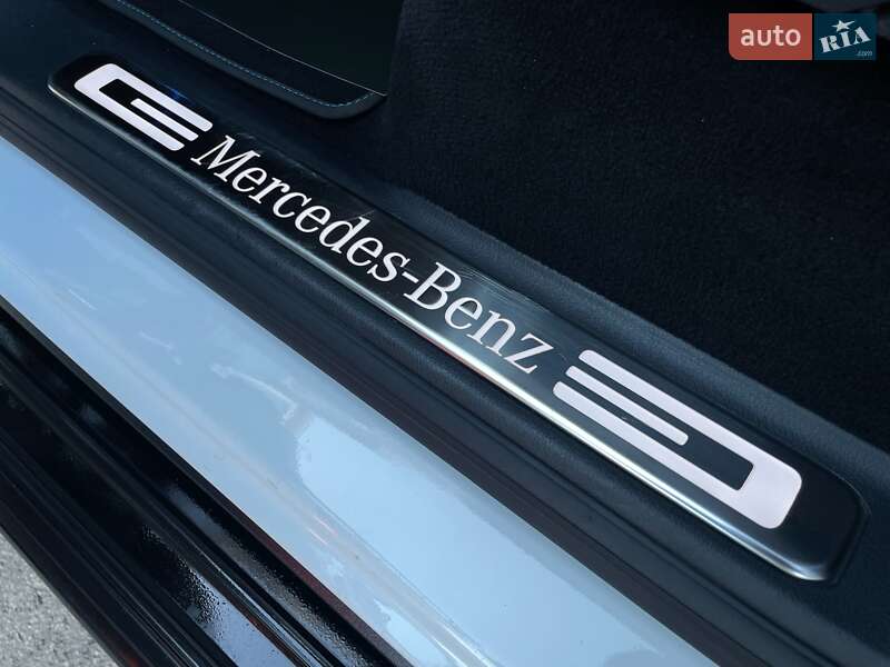 Mercedes-Benz G-Class 2024