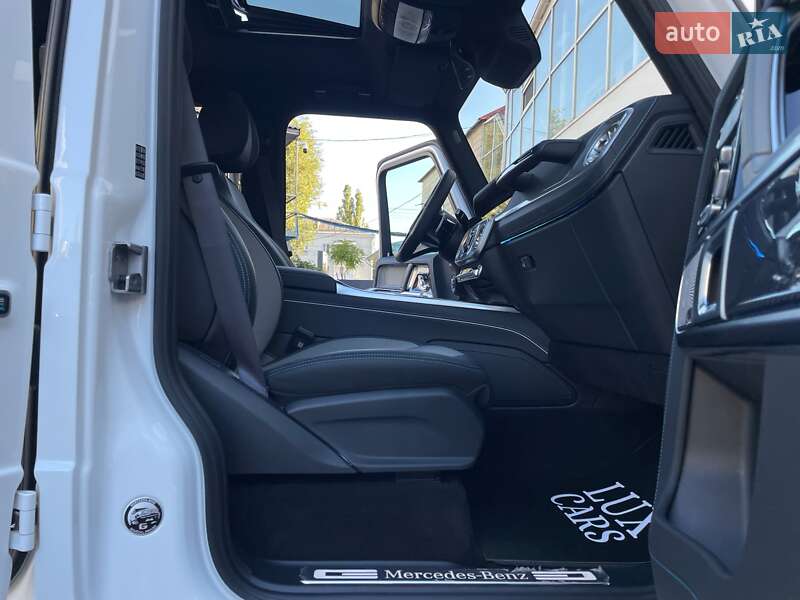 Mercedes-Benz G-Class 2024