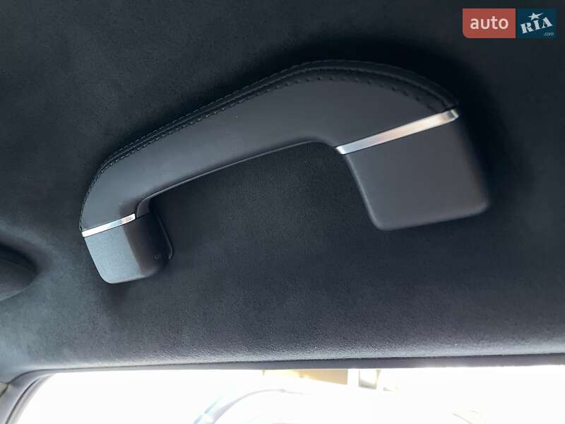 Mercedes-Benz G-Class 2024