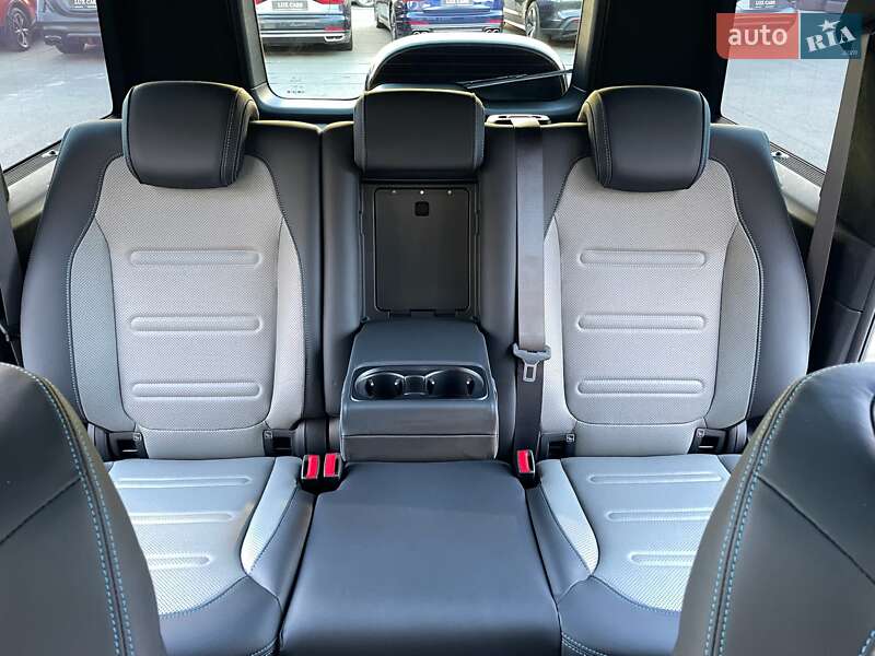 Mercedes-Benz G-Class 2024