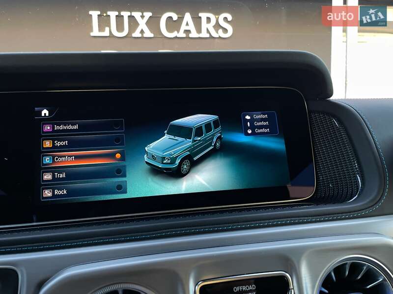 Mercedes-Benz G-Class 2024