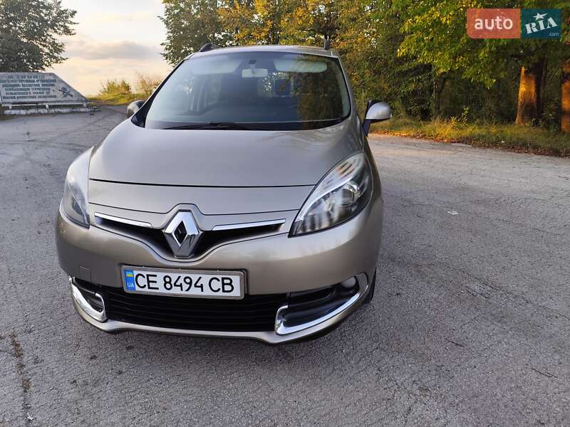 Renault Grand Scenic 2012