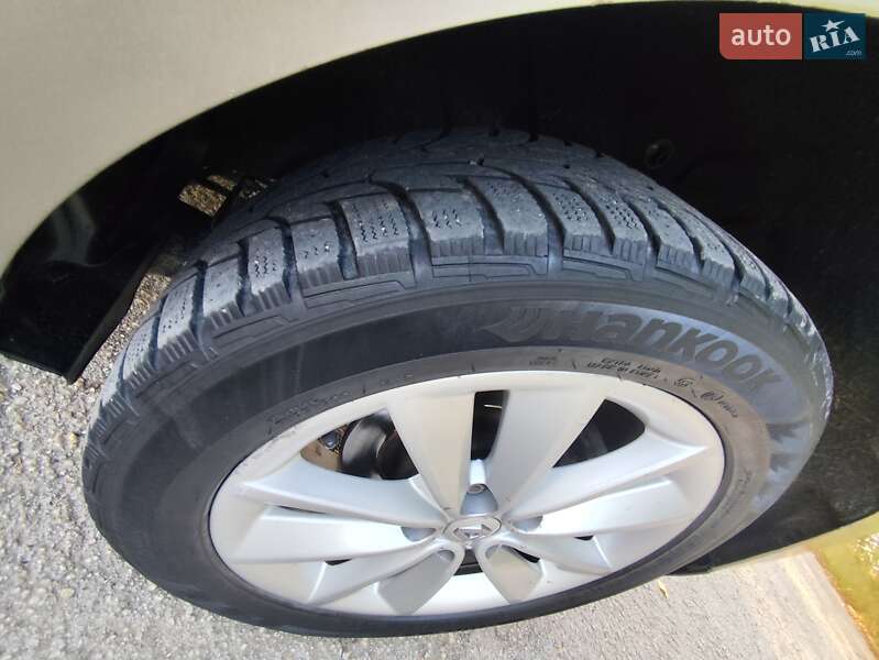 Renault Grand Scenic 2012