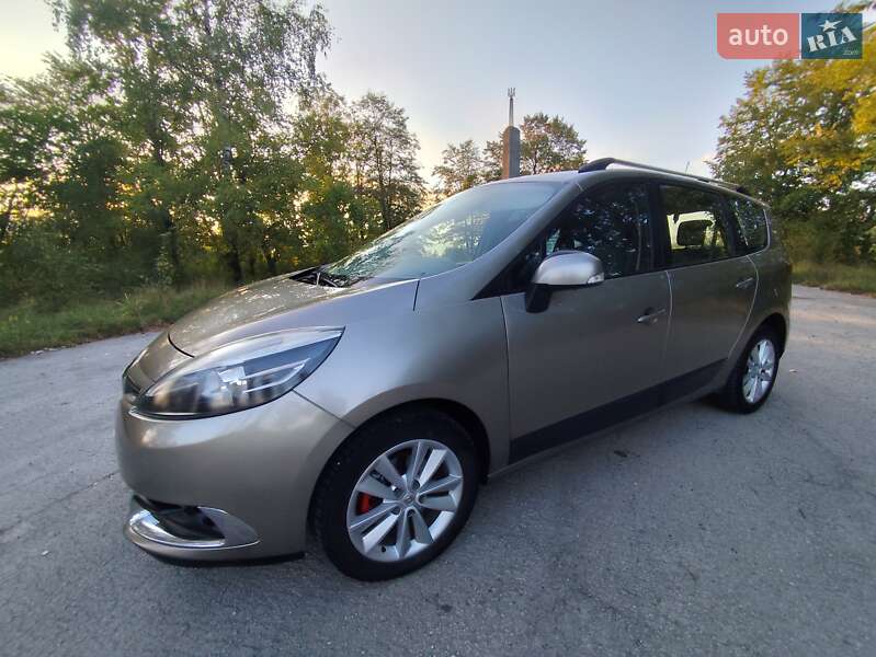 Renault Grand Scenic 2012