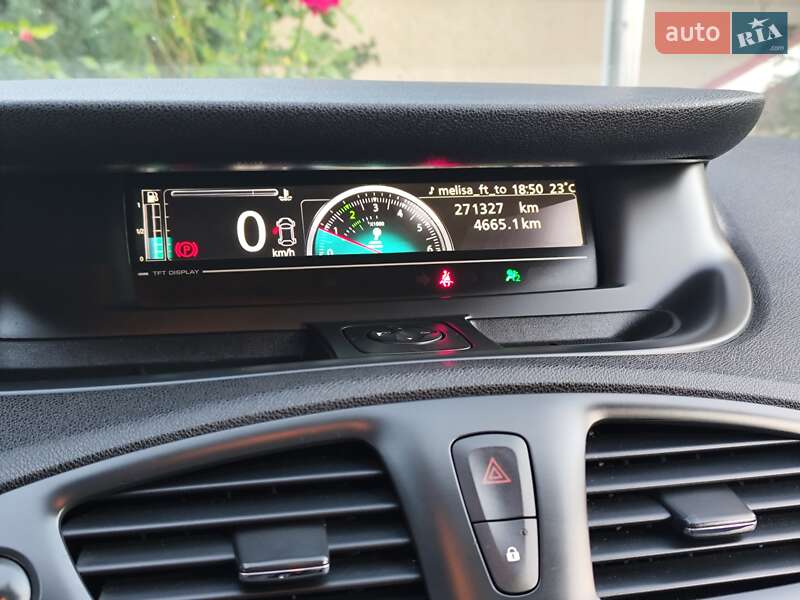 Renault Grand Scenic 2012