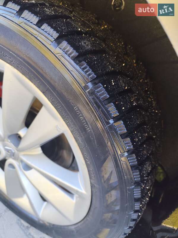 Renault Grand Scenic 2012