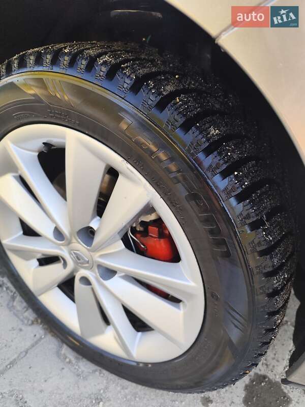 Renault Grand Scenic 2012