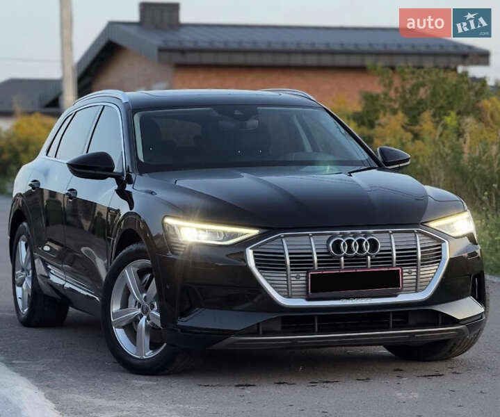 Audi e-tron 2019