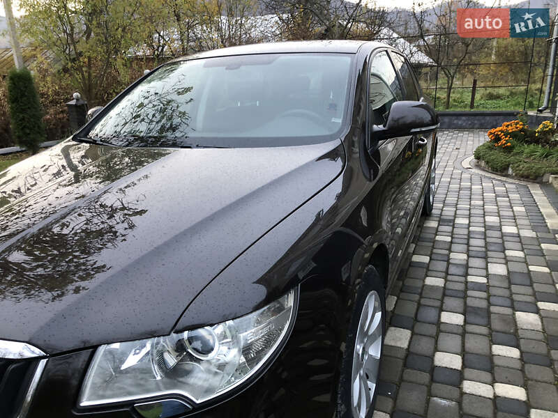Skoda Superb 2012