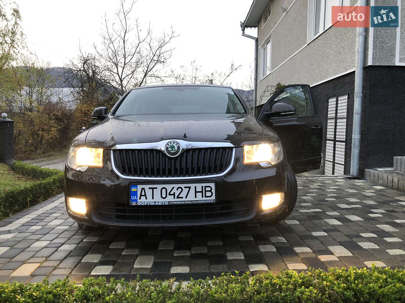 Skoda Superb 2012