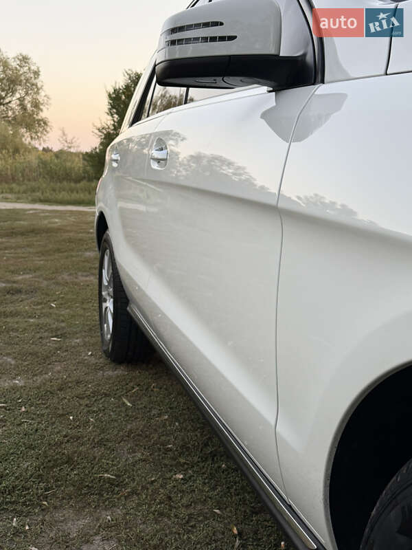 Mercedes-Benz M-Class 2014