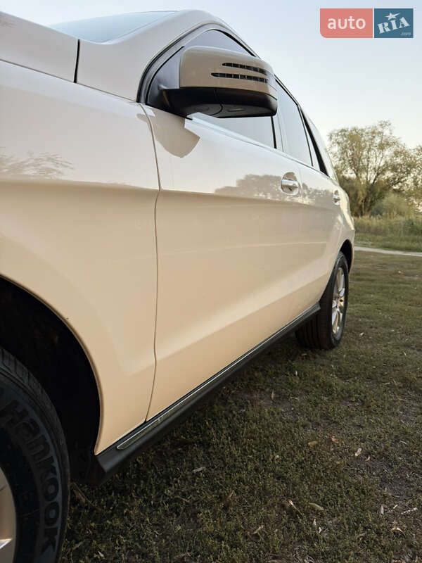 Mercedes-Benz M-Class 2014