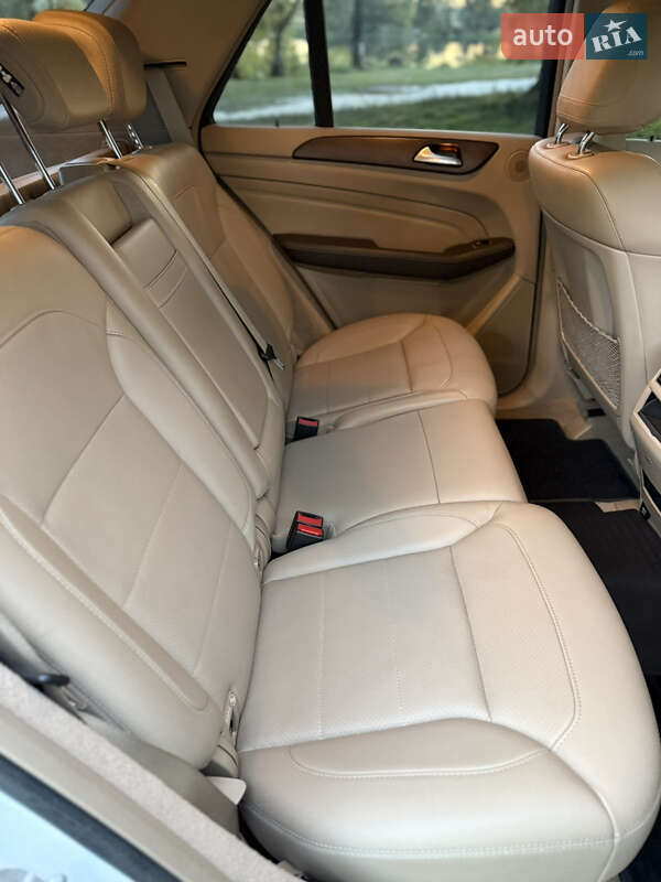 Mercedes-Benz M-Class 2014