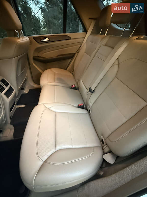 Mercedes-Benz M-Class 2014