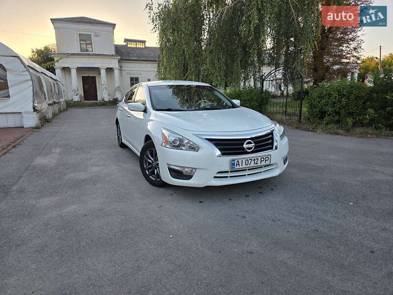 Nissan Altima 2015