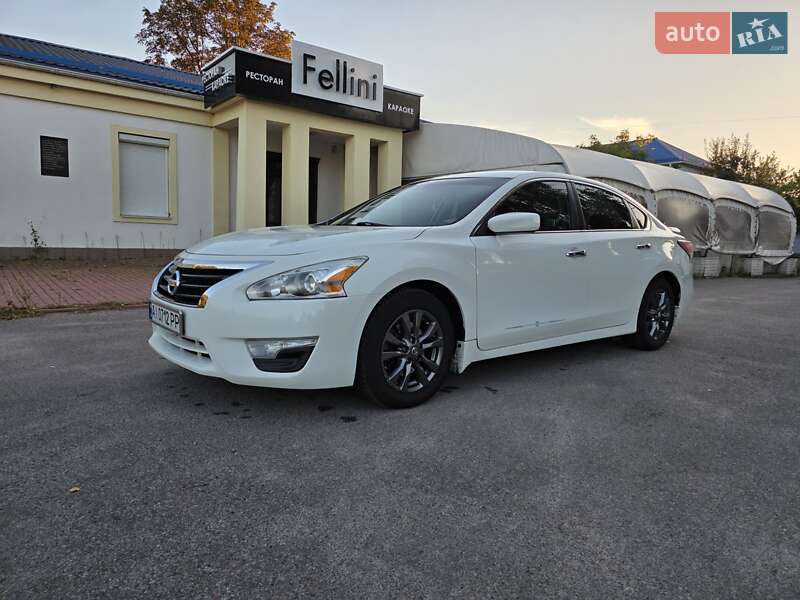 Nissan Altima 2015