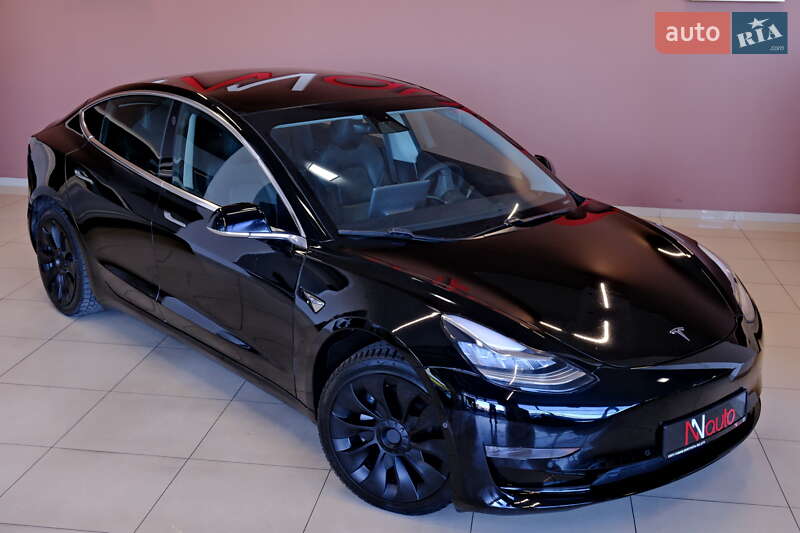 Tesla Model 3 2019