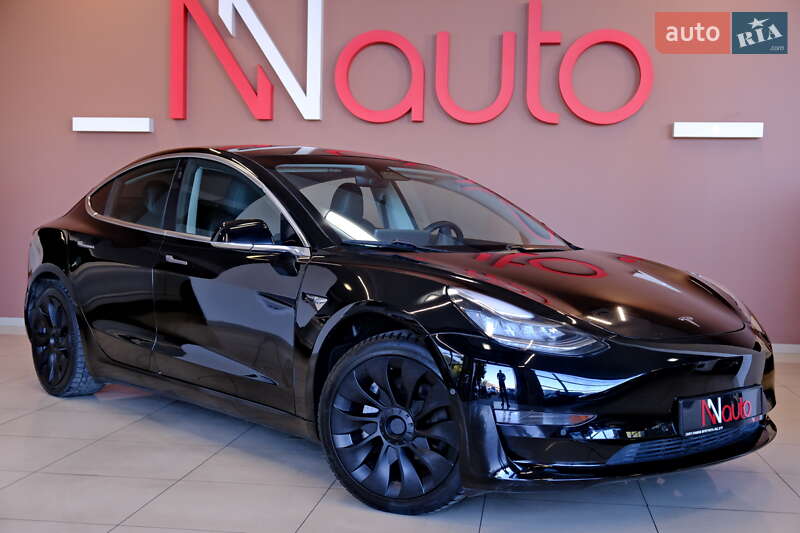 Tesla Model 3 2019
