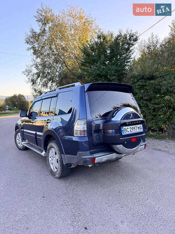 Mitsubishi Pajero 2007