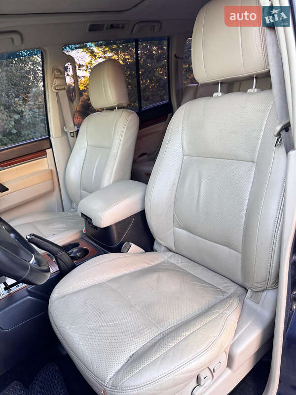 Mitsubishi Pajero 2007