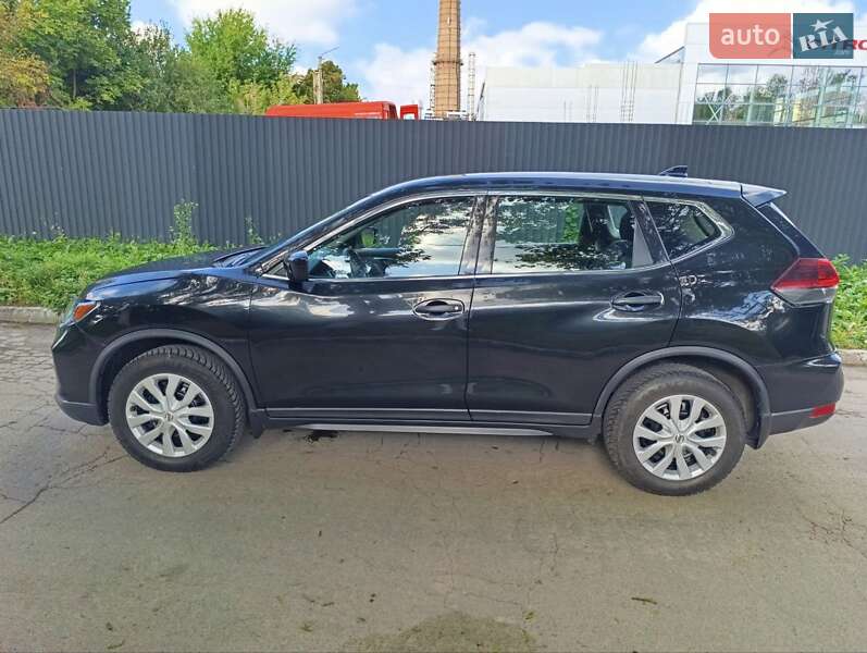 Nissan Rogue 2018