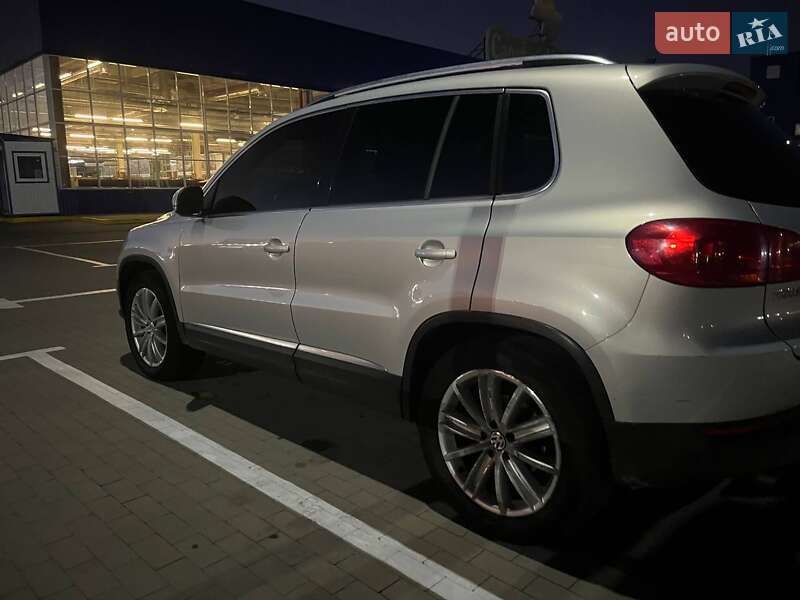Volkswagen Tiguan 2012