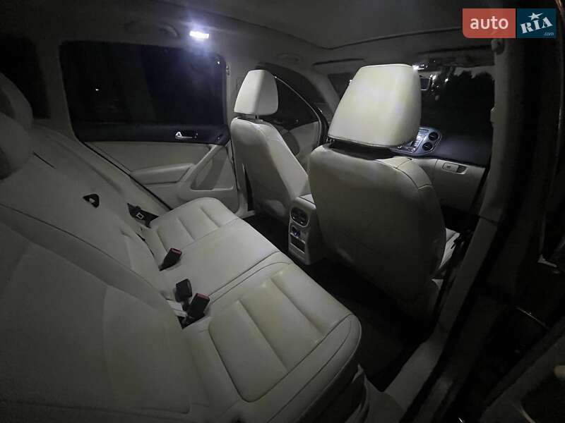 Volkswagen Tiguan 2012